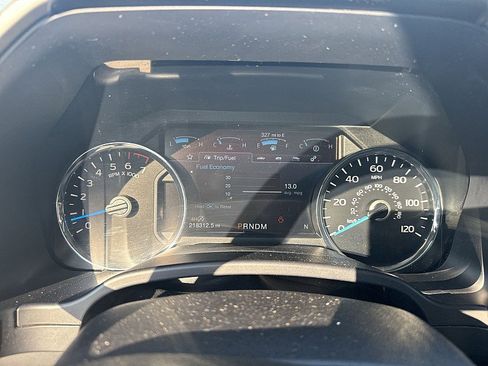 Used 2017 Ford F150 Lariat image 11