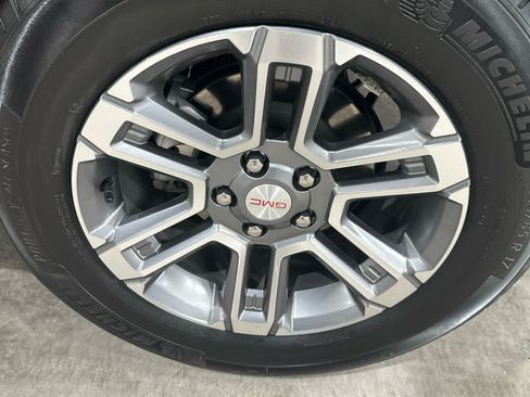 Used 2026 GMC Terrain Elevation FWD image 14