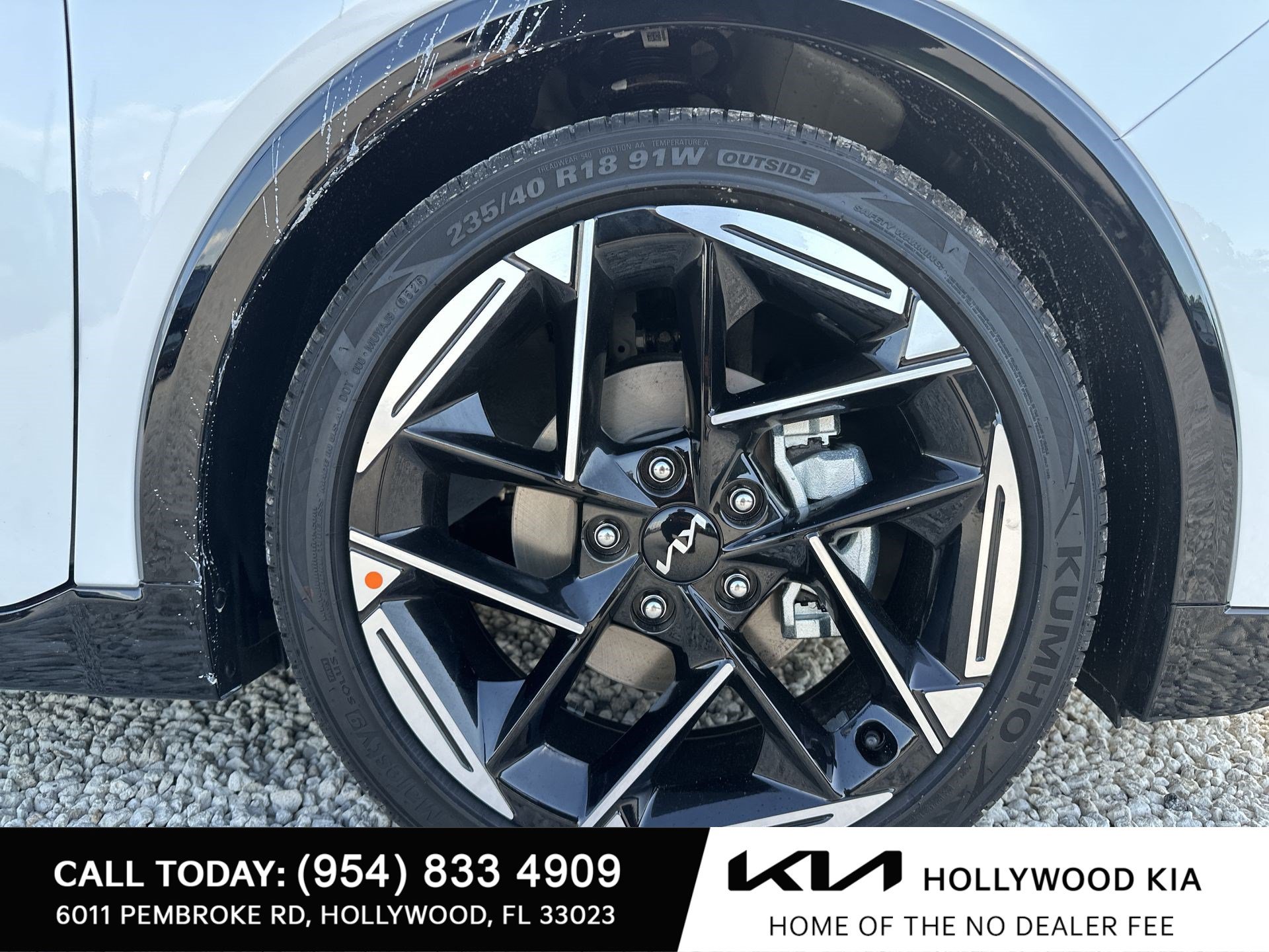 New 2026 Kia K4 GT-Line Turbo w/ GT-Line Premium Package FWD image 11