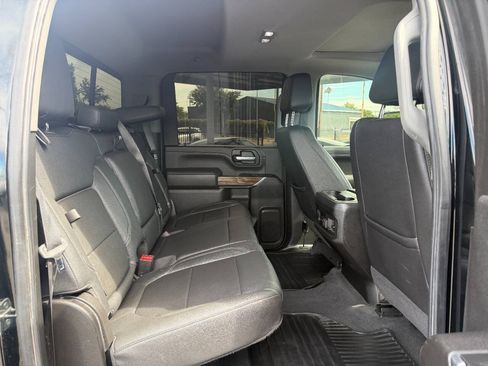 Used 2022 Chevrolet Silverado 2500 LT w/ Midnight Edition AWD/4WD image 13