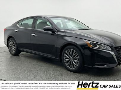 Used 2025 Nissan Altima 2.5 SV