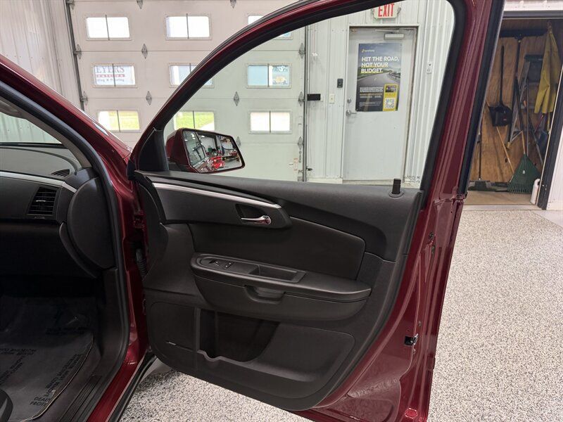 Used 2010 Chevrolet Traverse LT w/ Personal Connectivity Package AWD/4WD image 32