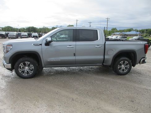 New 2026 GMC Sierra 1500 SLT w/ SLT Convenience Package AWD/4WD image 10
