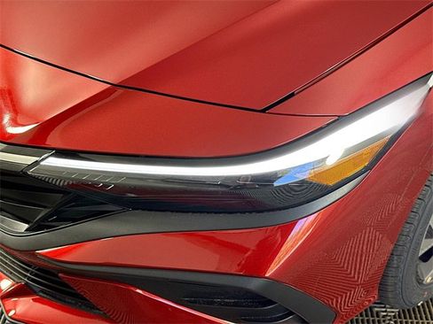 New 2025 Hyundai Elantra Sport image 2