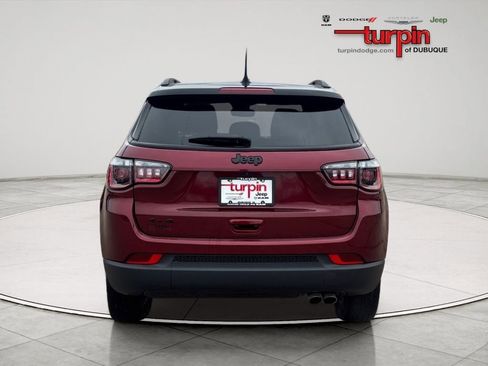 Used 2022 Jeep Compass Latitude AWD/4WD image 4