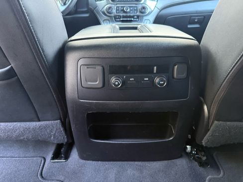 Used 2020 Chevrolet Tahoe LT RWD image 13