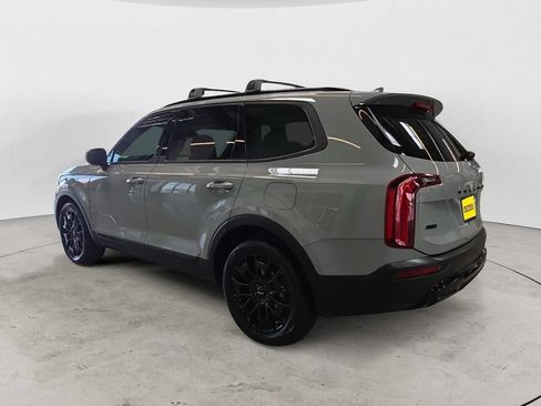 Used 2022 Kia Telluride EX w/ EX Premium Package AWD/4WD image 7