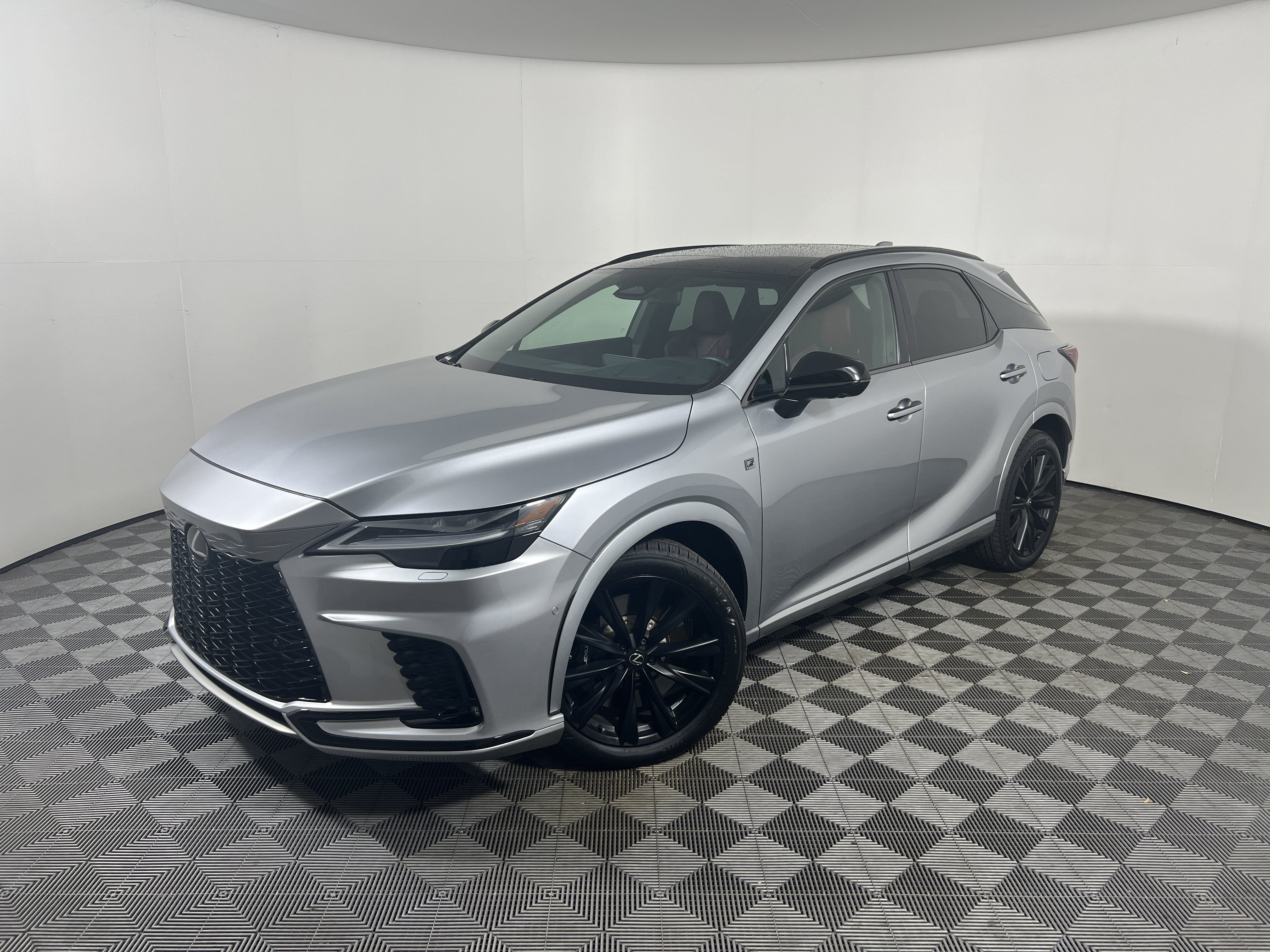 Used 2024 Lexus RX 500h F Sport w/ Convenience Package AWD/4WD image 18