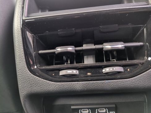 Used 2024 Jeep Grand Cherokee Laredo X w/ Trailer Tow Package image 22