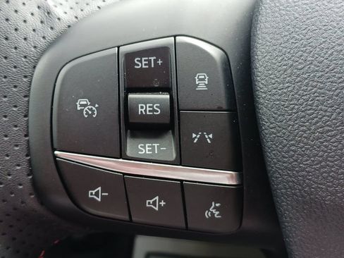 Used 2024 Ford Escape ST-Line w/ Tech Pack #1 AWD/4WD image 15