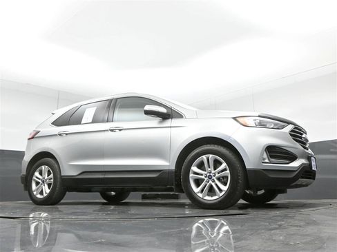 Used 2019 Ford Edge SEL w/ Equipment Group 201A AWD/4WD image 30