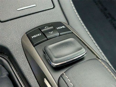 Used 2016 Lexus ES 350 w/ Luxury Package w/Wood Trim image 22