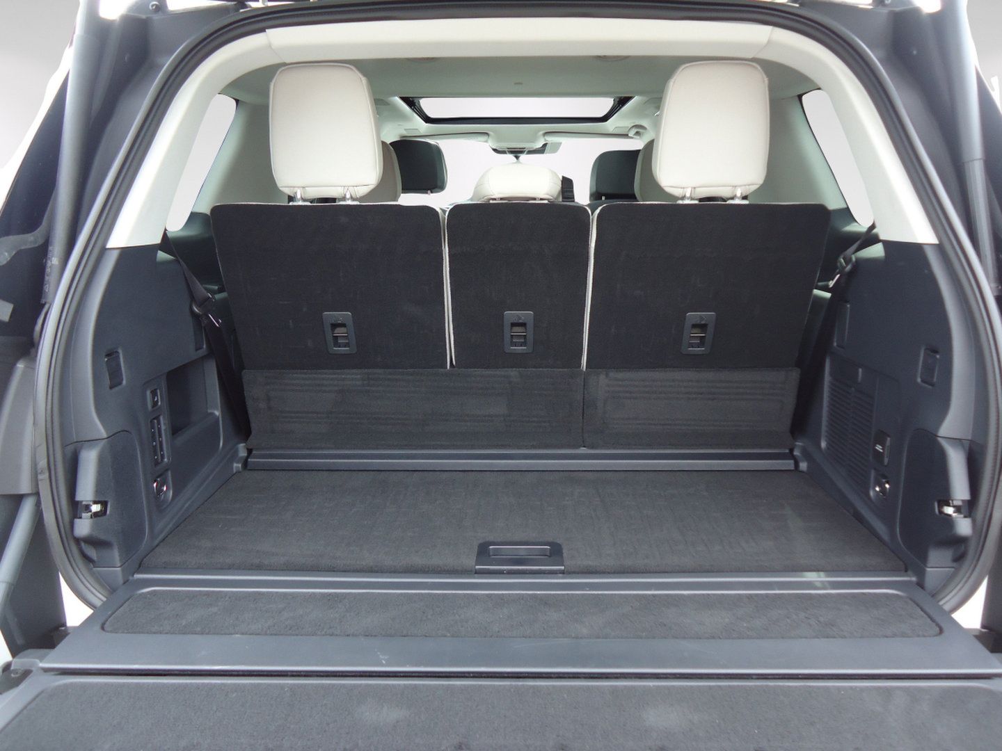 Used 2026 Lincoln Navigator Reserve AWD/4WD image 40