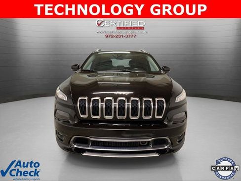 Used 2017 Jeep Cherokee Overland w/ Technology Group image 2