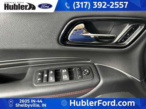 Used 2024 Dodge Durango GT AWD/4WD image 11