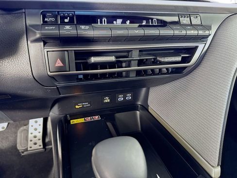 New 2026 Toyota Camry SE image 30