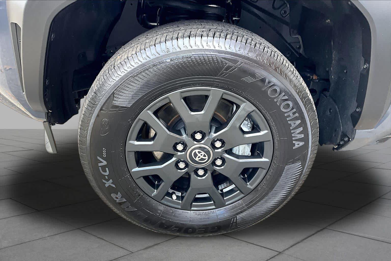 Certified 2026 Toyota 4Runner SR5 AWD/4WD image 10