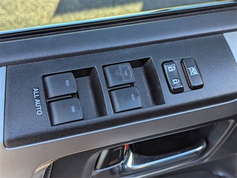 Used 2021 Toyota 4Runner Limited image 24