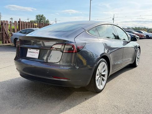 Used 2022 Tesla Model 3 Long Range AWD/4WD image 6