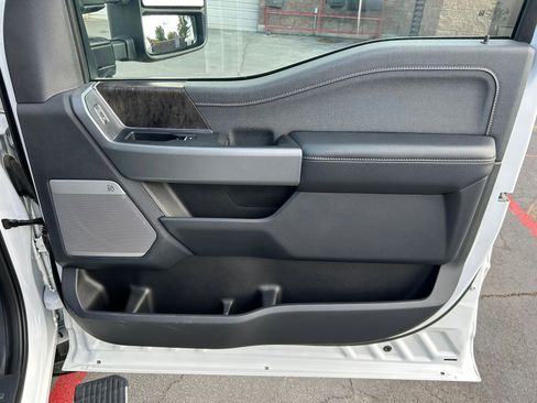 Used 2024 Ford F350 Lariat w/ Lariat Ultimate Package AWD/4WD image 28