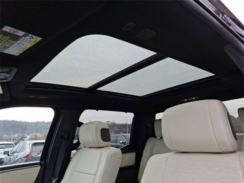 Used 2023 Toyota Tundra 1794 Edition image 14