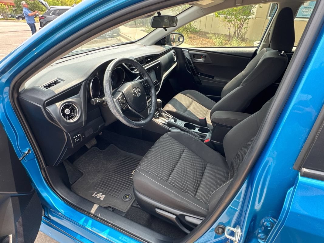 Used 2018 Toyota Corolla iM w/ All-Weather Mat Package FWD image 23