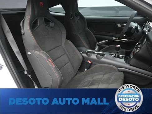 Used 2017 Ford Mustang Shelby GT350R w/ GT350R Equipment Group 920A RWD image 12