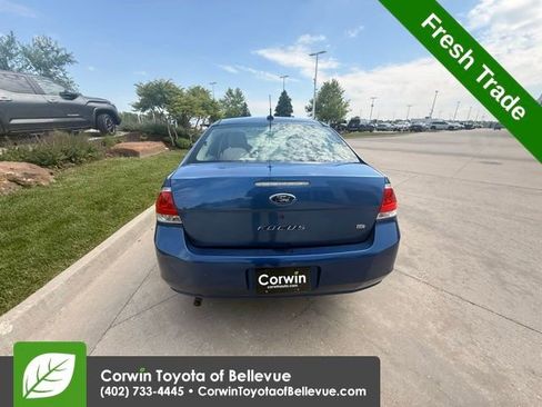 Used 2009 Ford Focus SE FWD image 5