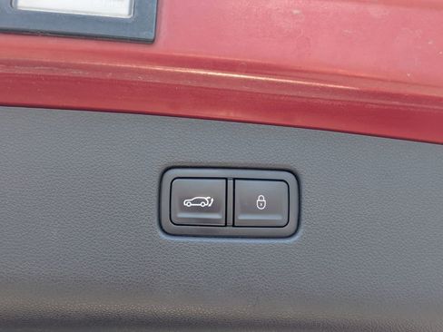 Used 2023 Genesis GV70 2.5T w/ Select Package image 33