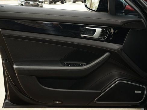 Used 2020 Porsche Panamera 4 Executive image 24