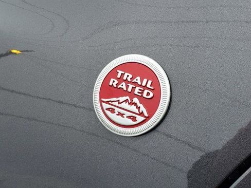 Used 2022 Jeep Cherokee Trailhawk w/ Trailer Tow Group image 32