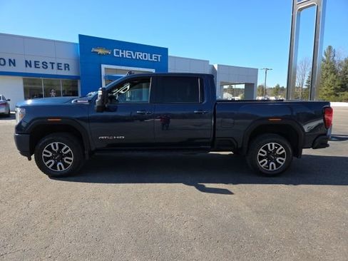 Used 2021 GMC Sierra 2500 AT4 w/ AT4 Premium Plus Package image 4