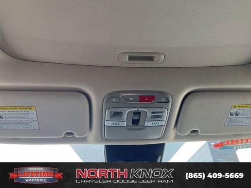 Used 2023 Kia Telluride S w/ S Sunroof Package AWD/4WD image 12