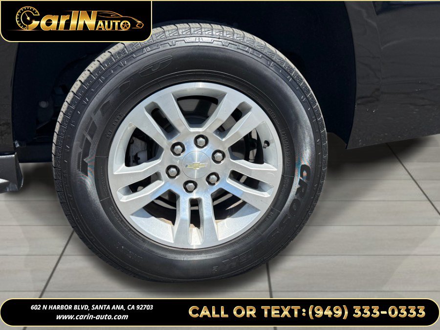 Used 2018 Chevrolet Suburban LS RWD image 36