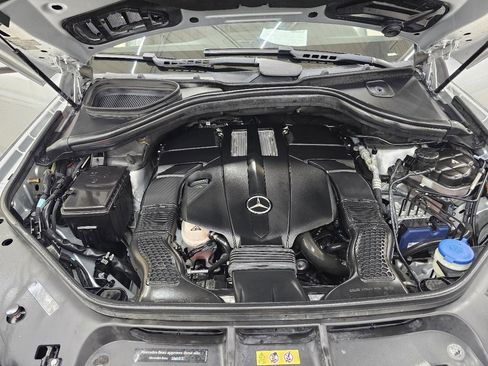 Used 2018 Mercedes-Benz GLS 450 4MATIC w/ Premium Package image 43