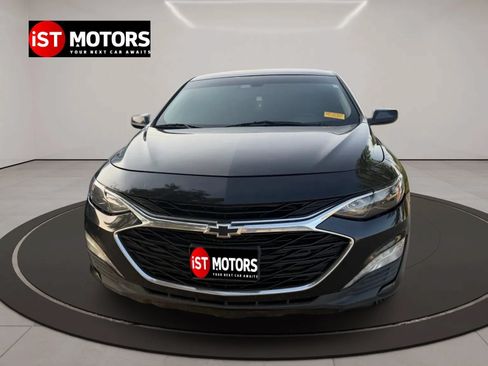 Used 2021 Chevrolet Malibu LT w/ Midnight Edition FWD image 2