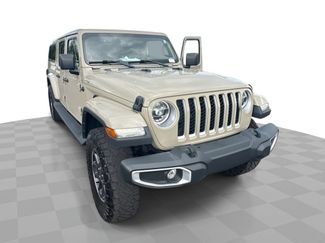 Used 2022 Jeep Gladiator Overland w/ LED Lighting Group AWD/4WD video 1