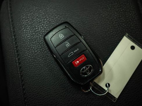 Used 2025 Toyota Camry XSE AWD/4WD image 23