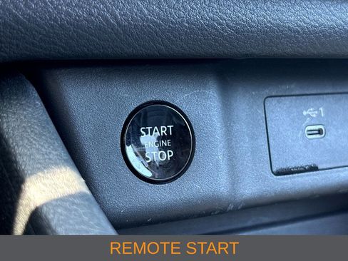 Used 2024 Nissan Rogue SL w/ SL Premium Package AWD/4WD image 7