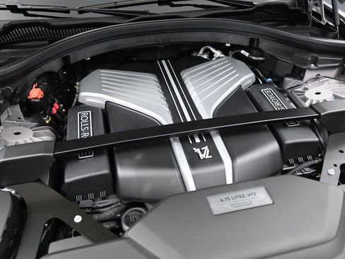 New 2026 Rolls-Royce Cullinan image 36