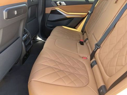 New 2026 BMW X5 sDrive40i w/ Premium Package image 17