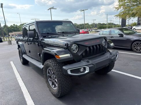 Used 2021 Jeep Gladiator Overland w/ Popular Equipment Package AWD/4WD image 3