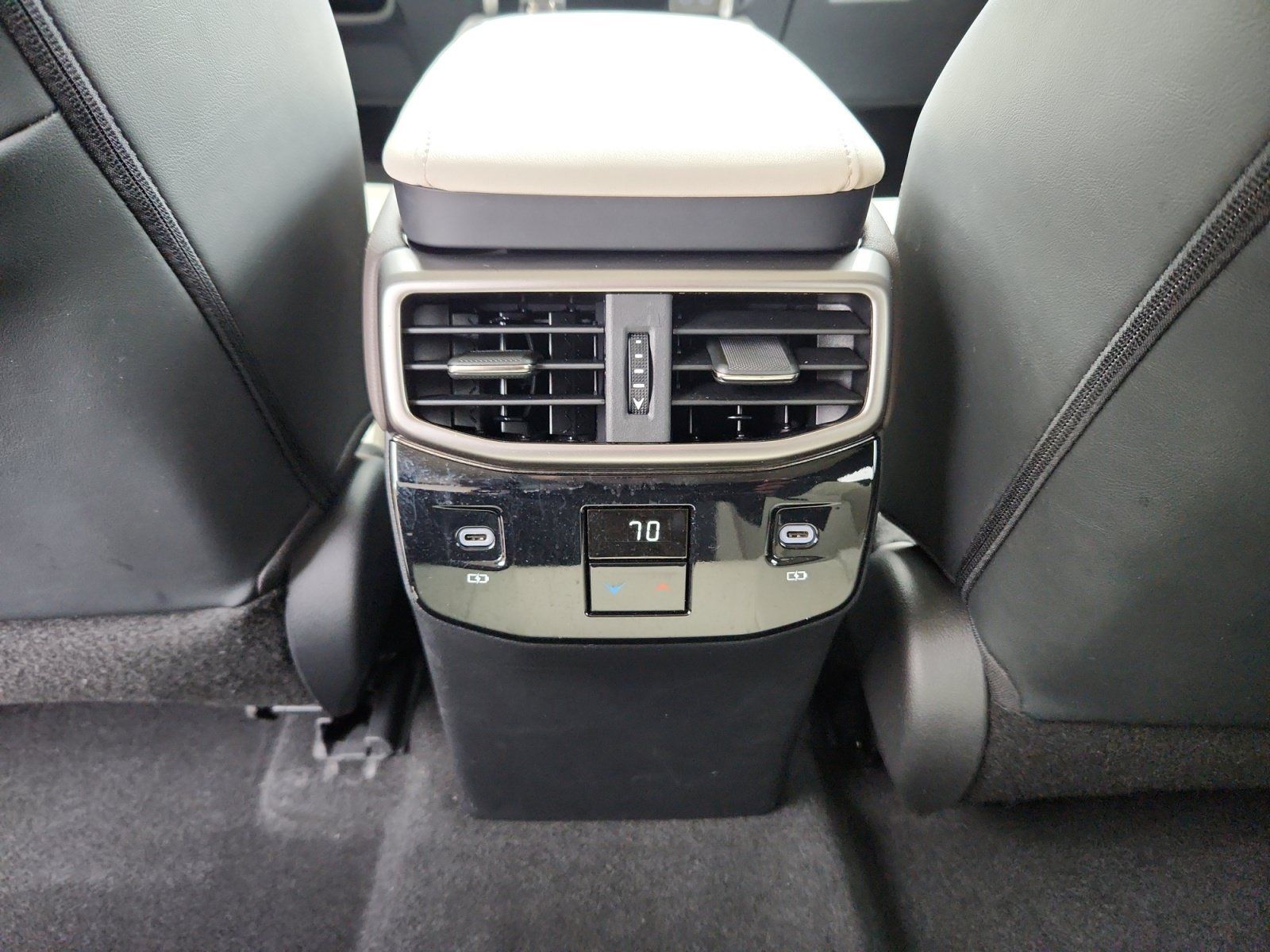 Used 2024 Lexus RX 350h w/ Convenience Package AWD/4WD image 18