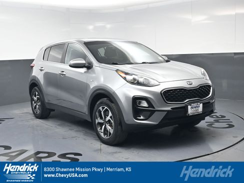 Used 2021 Kia Sportage LX image 1
