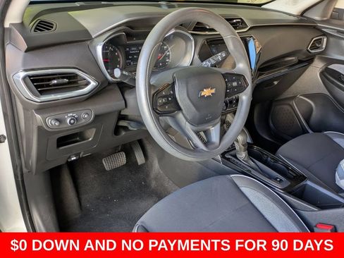 Used 2023 Chevrolet TrailBlazer LT w/ Convenience Package AWD/4WD image 14