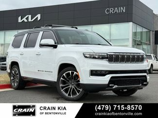 Used 2022 Jeep Grand Wagoneer Series III w/ Rear Seat Video Group 1 video 1