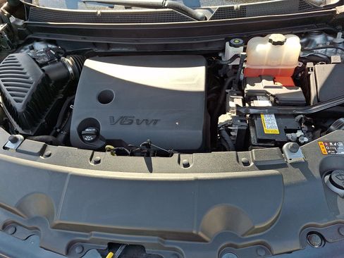 Used 2023 Chevrolet Traverse RS w/ LPO, Floor Liner Package AWD/4WD image 36
