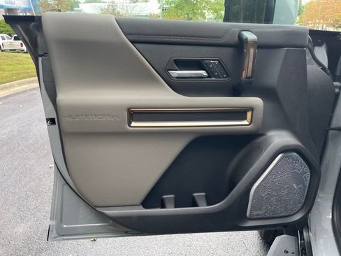 New 2025 GMC Hummer EV 2X AWD/4WD image 17