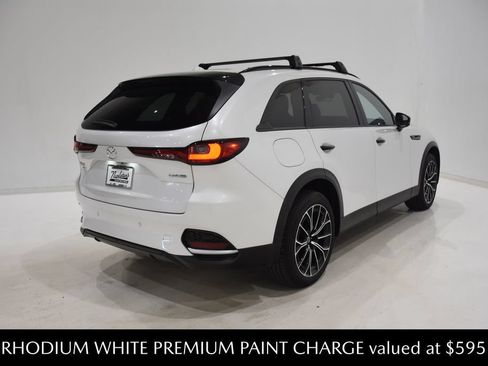New 2025 MAZDA CX-70 Plug-In Hybrid w/ Premium Plus AWD/4WD image 4