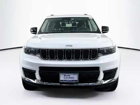 Used 2023 Jeep Grand Cherokee L Limited w/ Luxury Tech Group II AWD/4WD image 2